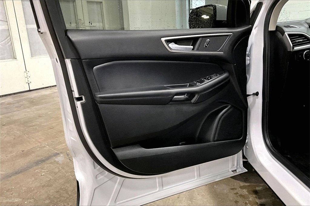 Certified 2022 Ford Edge SEL w/ Convenience Package image 22