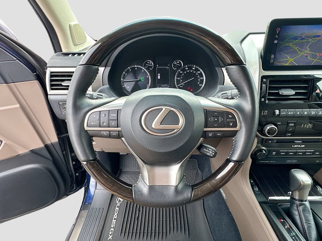 Used 2023 Lexus GX 460 Luxury w/ Accessory Package AWD/4WD image 11