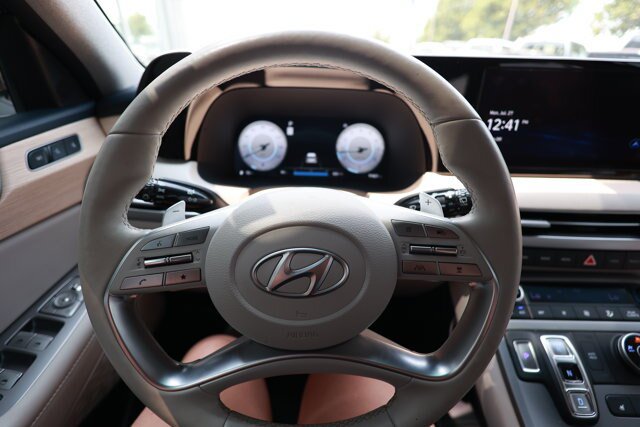 Used 2023 Hyundai Palisade Limited AWD/4WD image 21