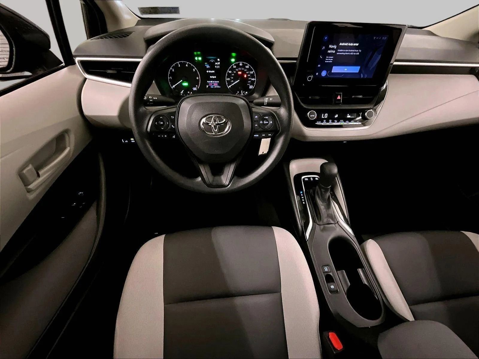 Used 2024 Toyota Corolla LE FWD image 5