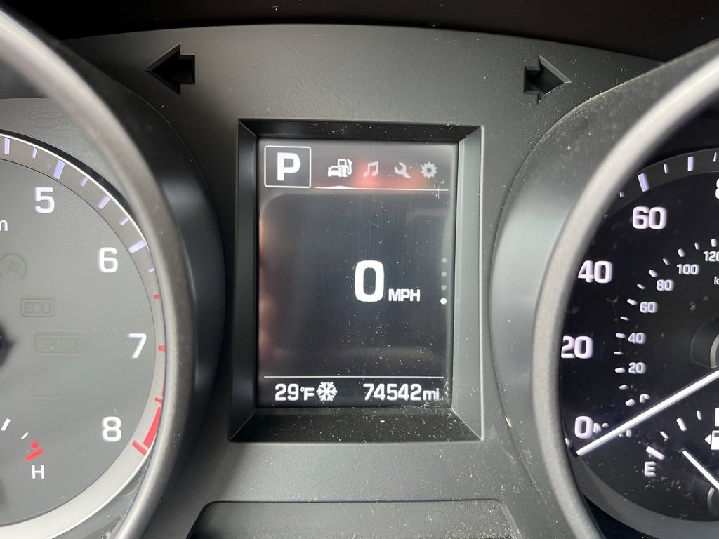 Used 2018 Hyundai Santa Fe Sport w/ 2.4L Value Package 02 AWD/4WD image 20