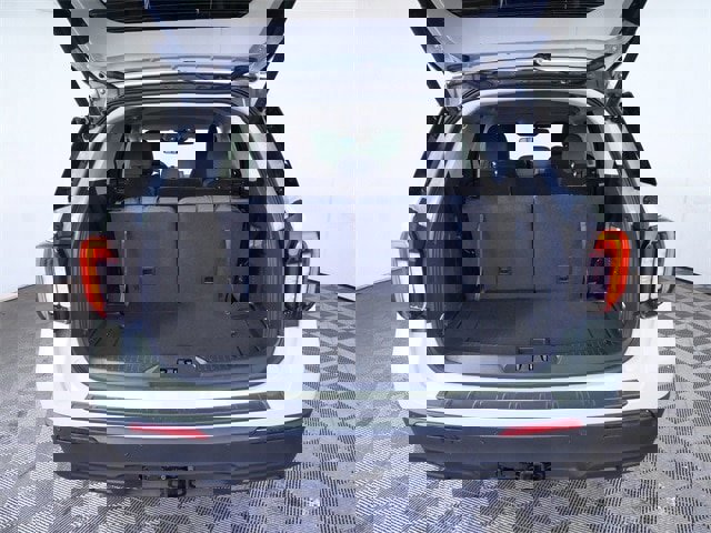 Certified 2025 Ford Explorer Active image 9