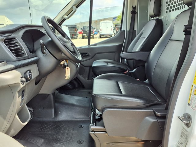 Certified 2022 Ford Transit 250 Medium Roof RWD image 8