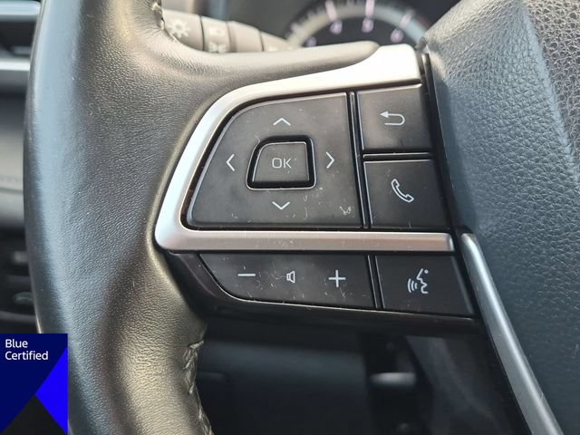 Used 2024 Toyota Highlander LE FWD image 18