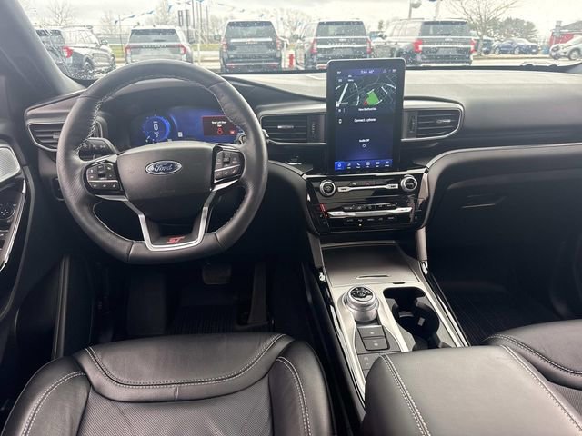 Certified 2024 Ford Explorer ST w/ Technology Package image 14
