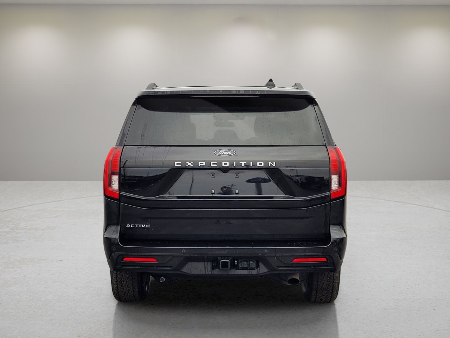 Certified 2025 Ford Expedition Active AWD/4WD image 8