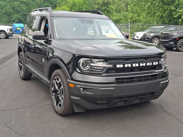 Certified 2023 Ford Bronco Sport Outer Banks AWD/4WD image 2