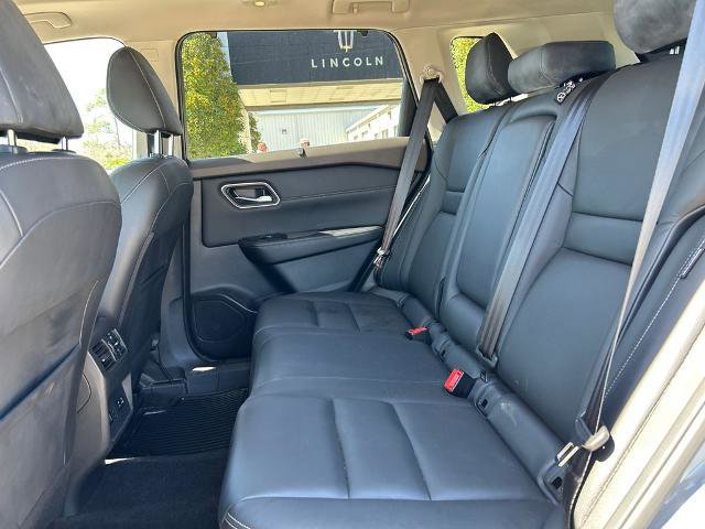 Used 2021 Nissan Rogue SL image 29