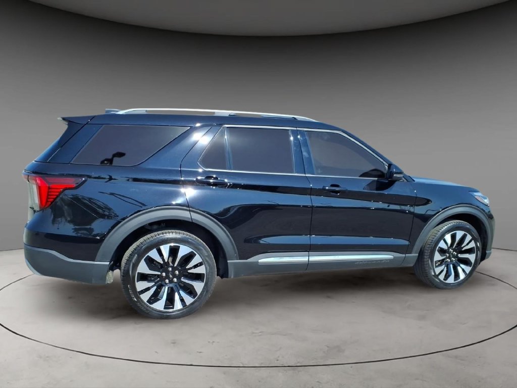 Certified 2025 Ford Explorer Platinum w/ LUX Leather Package AWD/4WD image 7