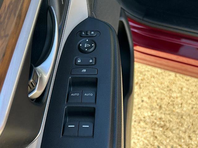Used 2022 Honda CR-V EX-L image 16