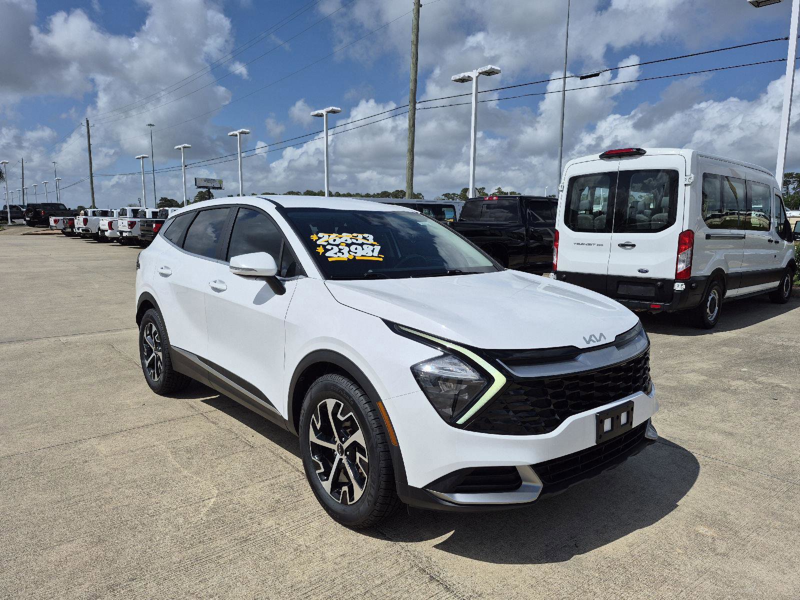 Used 2023 Kia Sportage EX FWD image 6