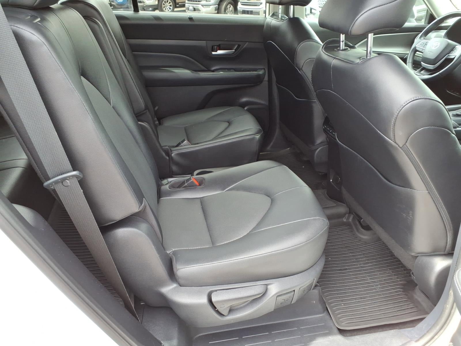 Used 2024 Toyota Grand Highlander FWD image 14