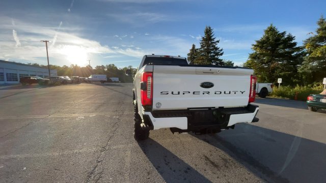 Certified 2024 Ford F250 Lariat w/ Lariat Ultimate Package AWD/4WD image 7