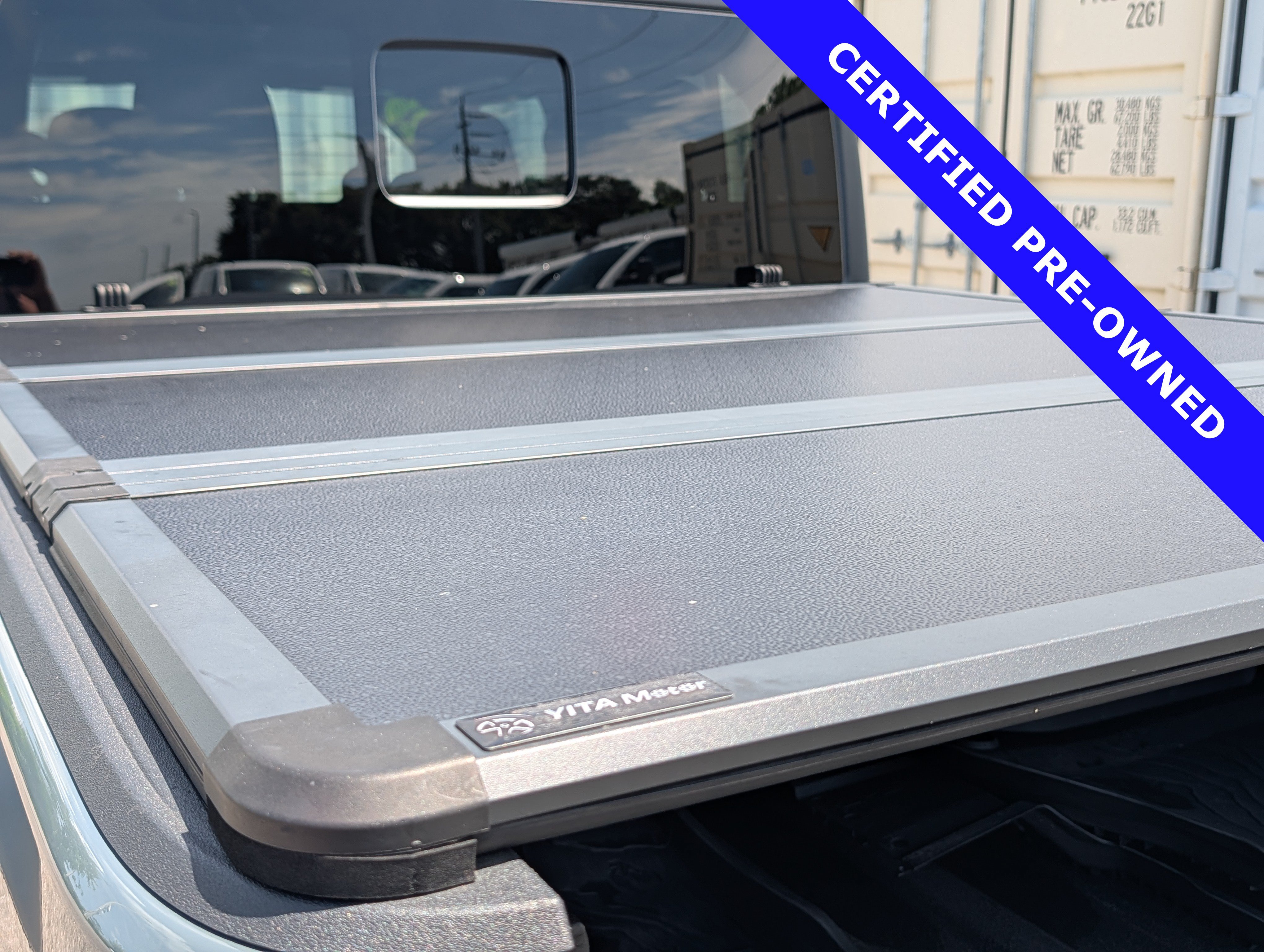 Used 2025 Jeep Gladiator Mojave w/ Convenience Group AWD/4WD image 19