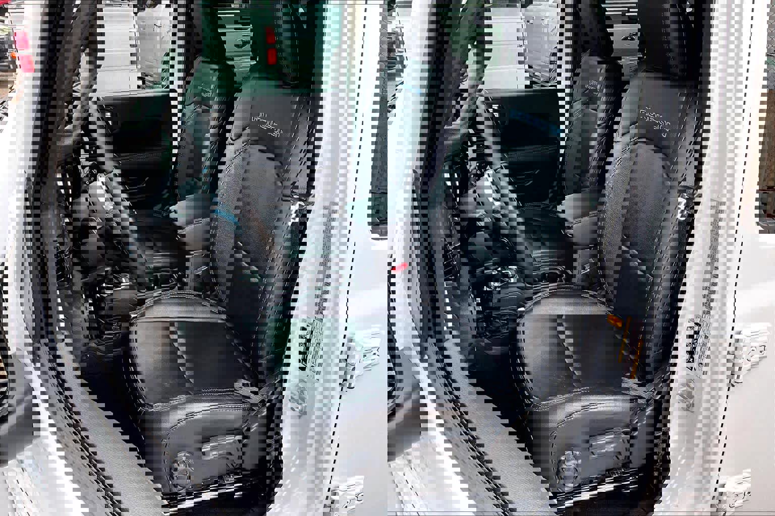 Used 2022 Jeep Wrangler Unlimited Rubicon w/ Cold Weather Group image 8