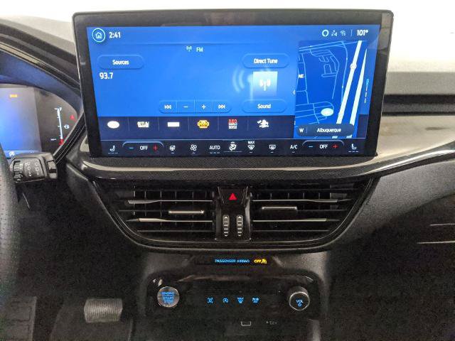 Certified 2025 Ford Escape ST-Line w/ Tech Pack #1 AWD/4WD image 8