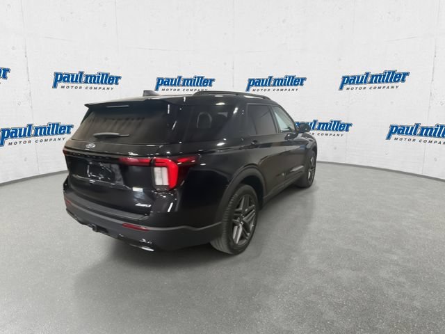 Certified 2025 Ford Explorer ST-Line w/ ST-Line Street Pack AWD/4WD image 8