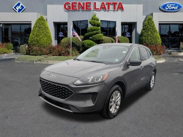 Certified 2022 Ford Escape SE w/ Cold Weather Package AWD/4WD video 3