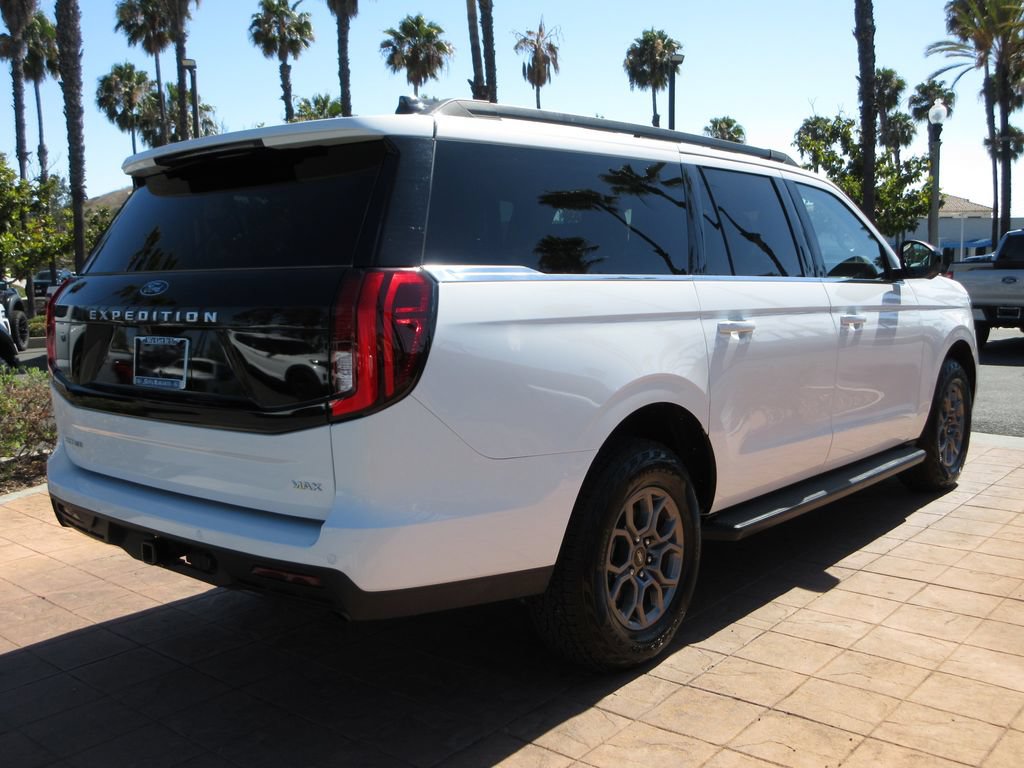Certified 2025 Ford Expedition Max Active RWD image 4