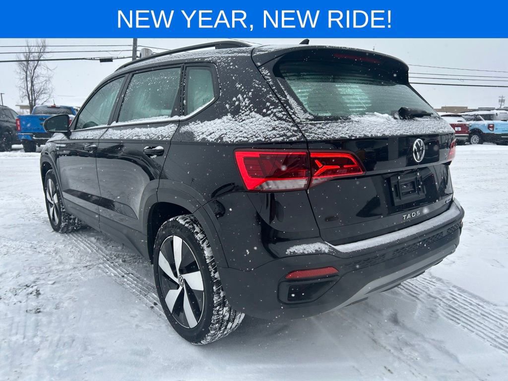 Used 2024 Volkswagen Taos S image 4