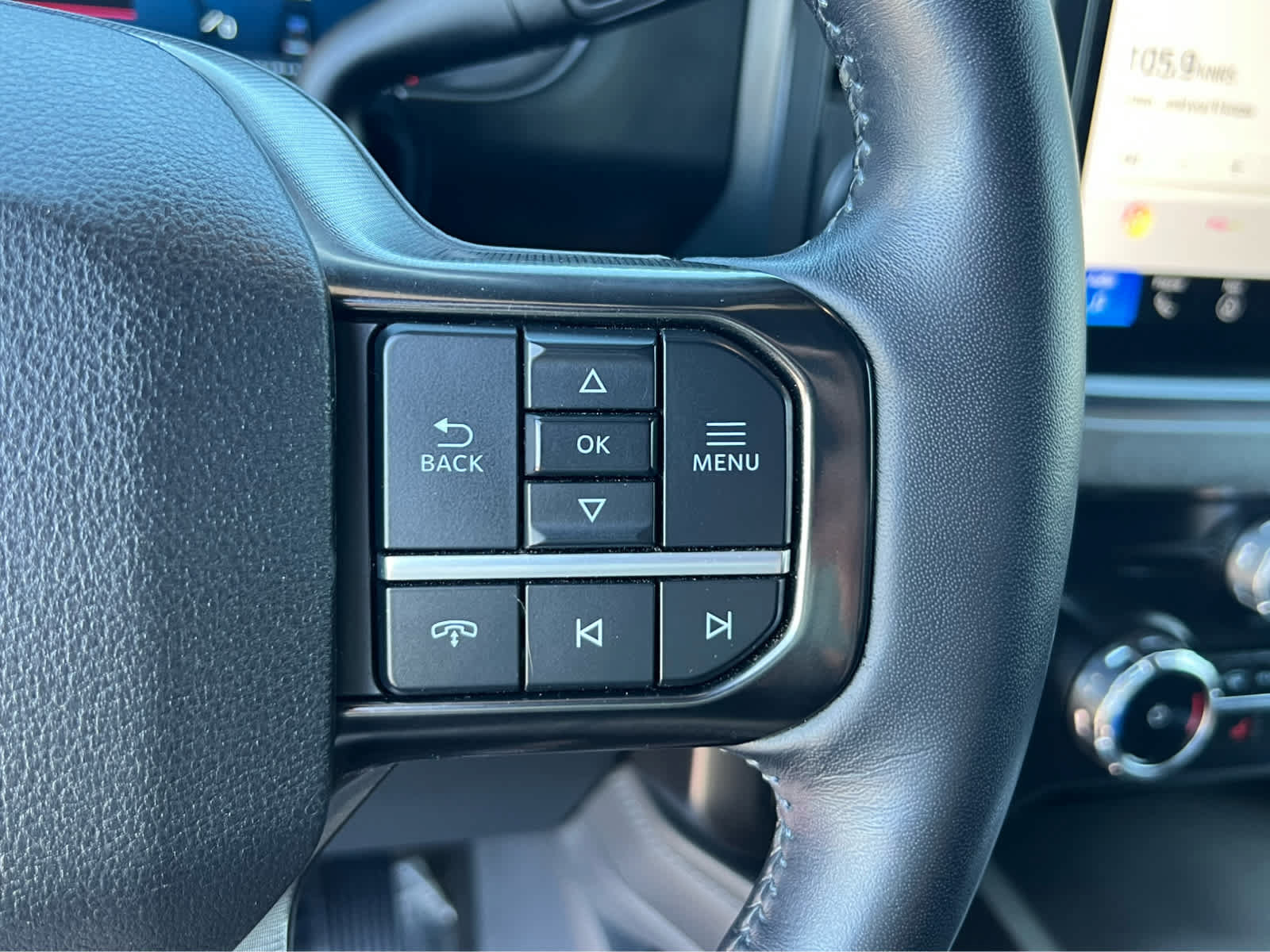 Certified 2026 Ford F350 Platinum AWD/4WD image 34