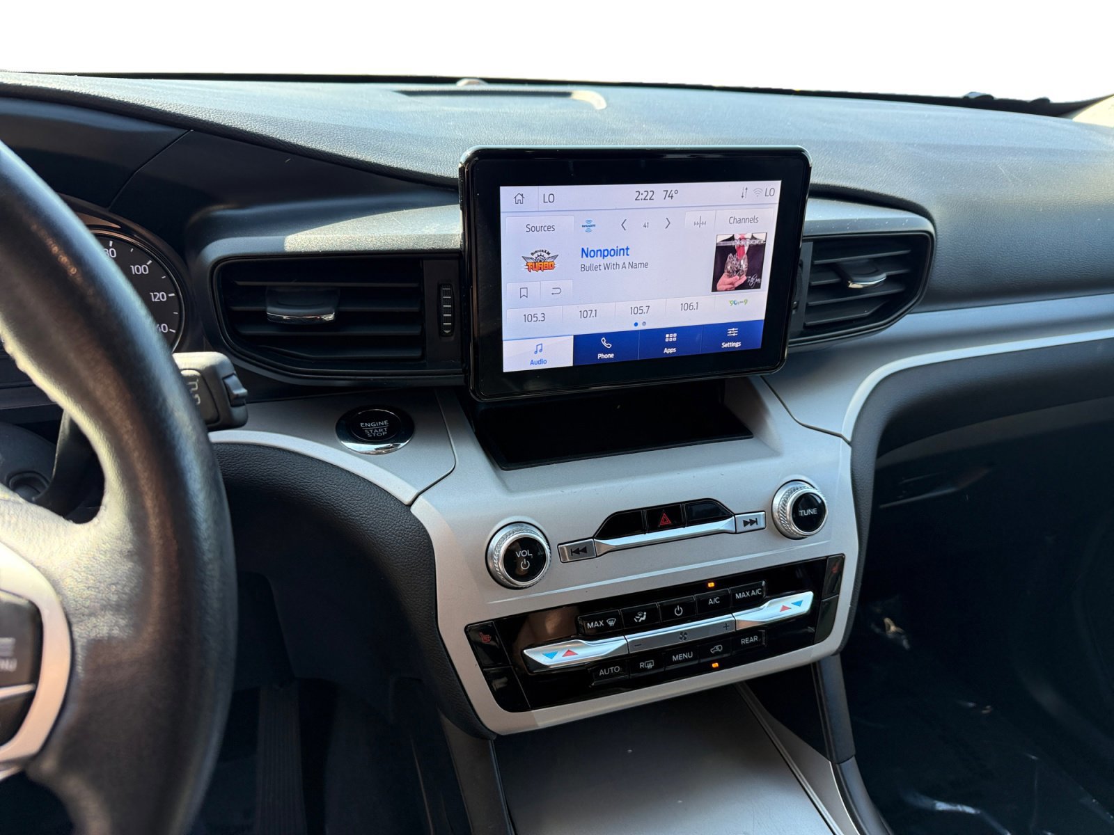 Certified 2023 Ford Explorer XLT image 12