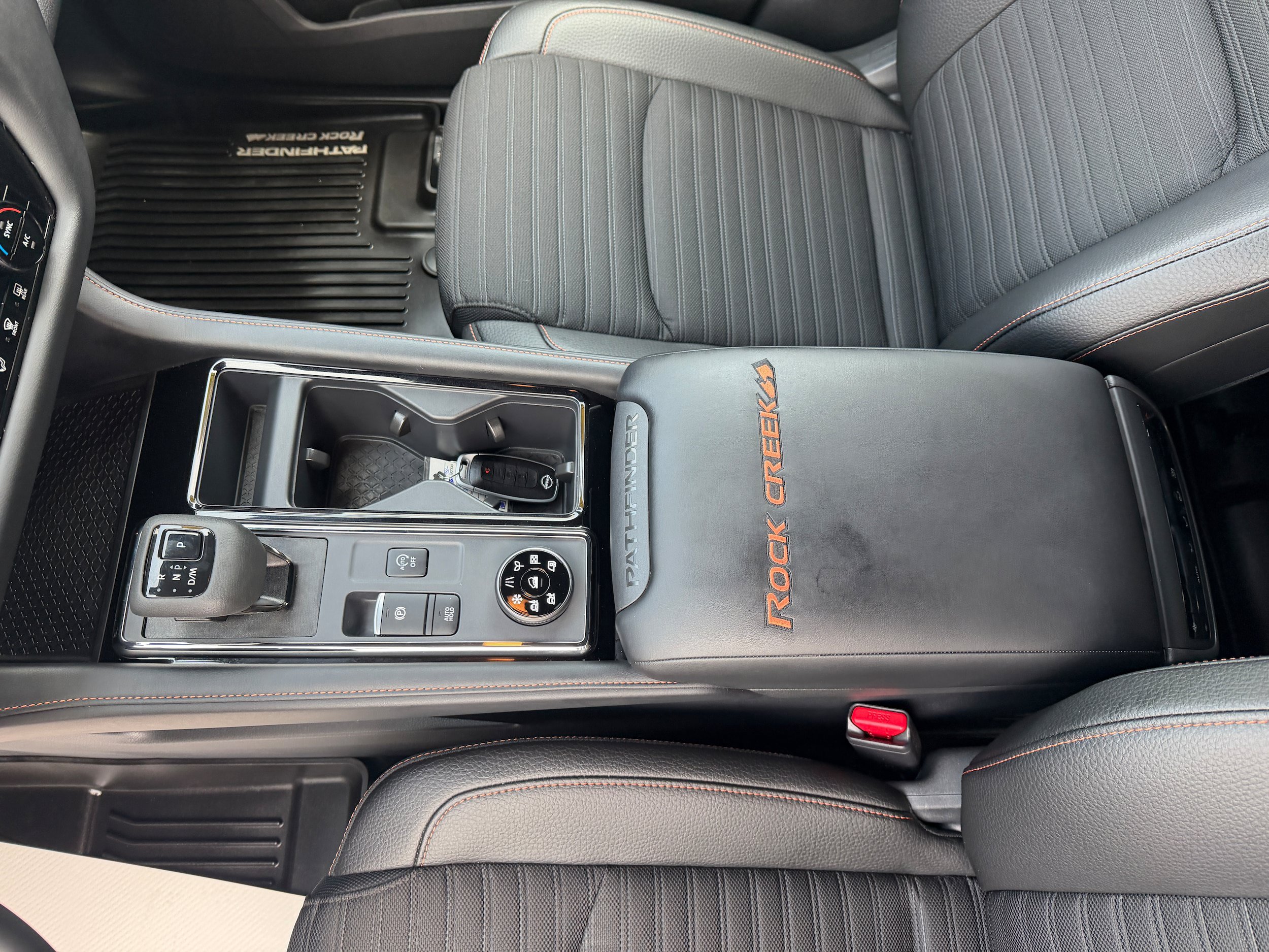 Used 2025 Nissan Pathfinder Rock Creek AWD/4WD image 16