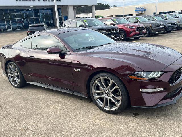 Certified 2018 Ford Mustang GT Premium image 4