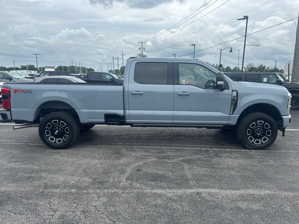 Certified 2025 Ford F350 Lariat w/ Lariat Ultimate Package AWD/4WD image 2