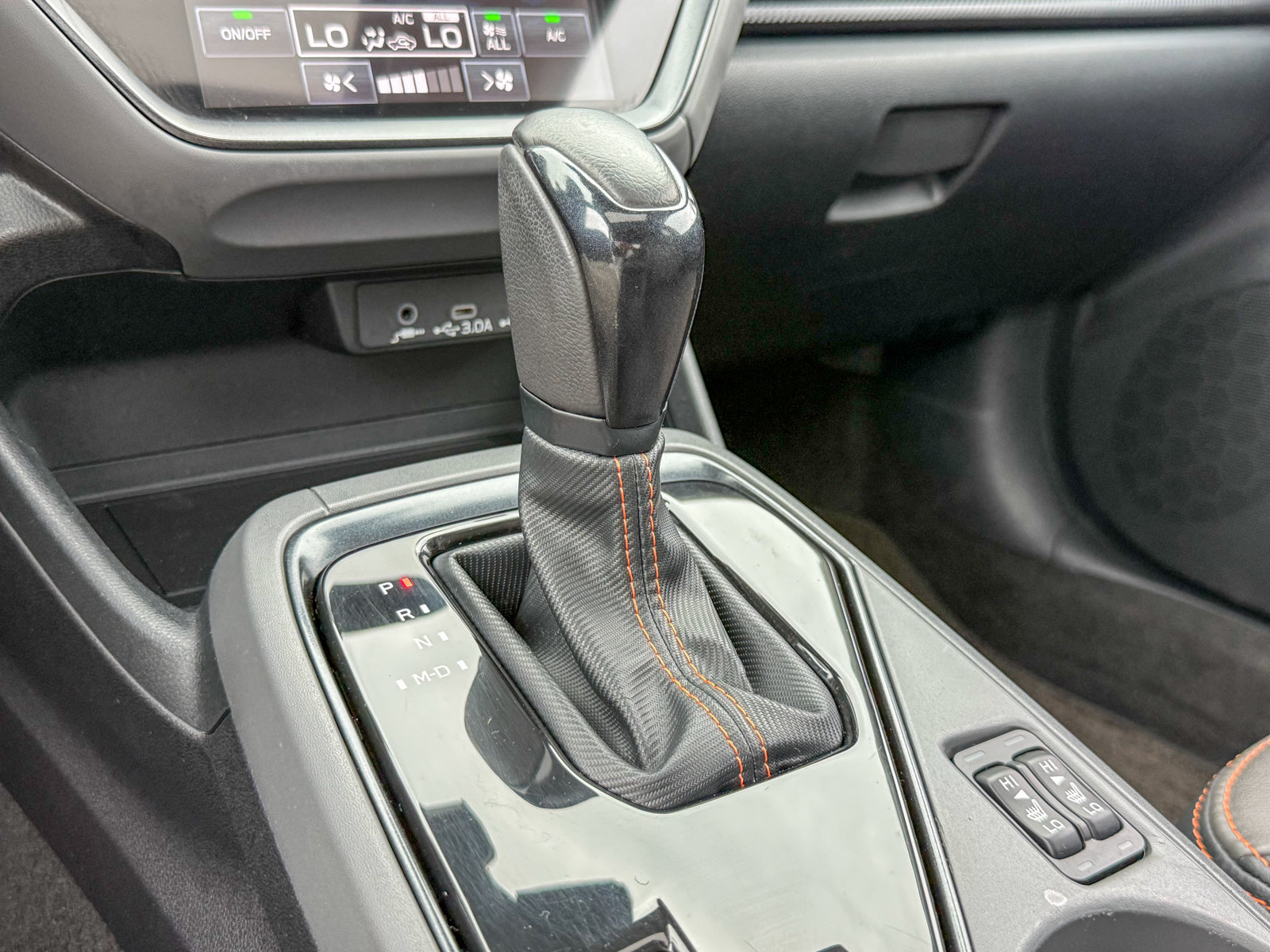 Used 2024 Subaru Crosstrek 2.5i Limited AWD/4WD image 26