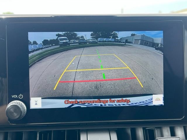 Used 2025 Toyota RAV4 XLE FWD image 24