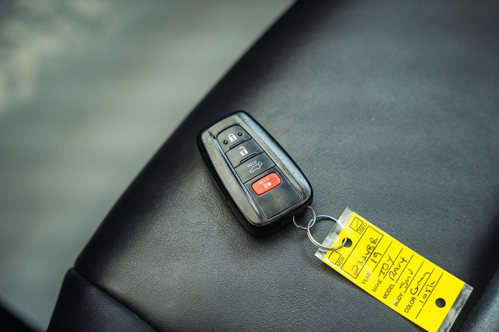 Used 2019 Toyota RAV4 XLE Premium w/ Cold Weather Package AWD/4WD image 48