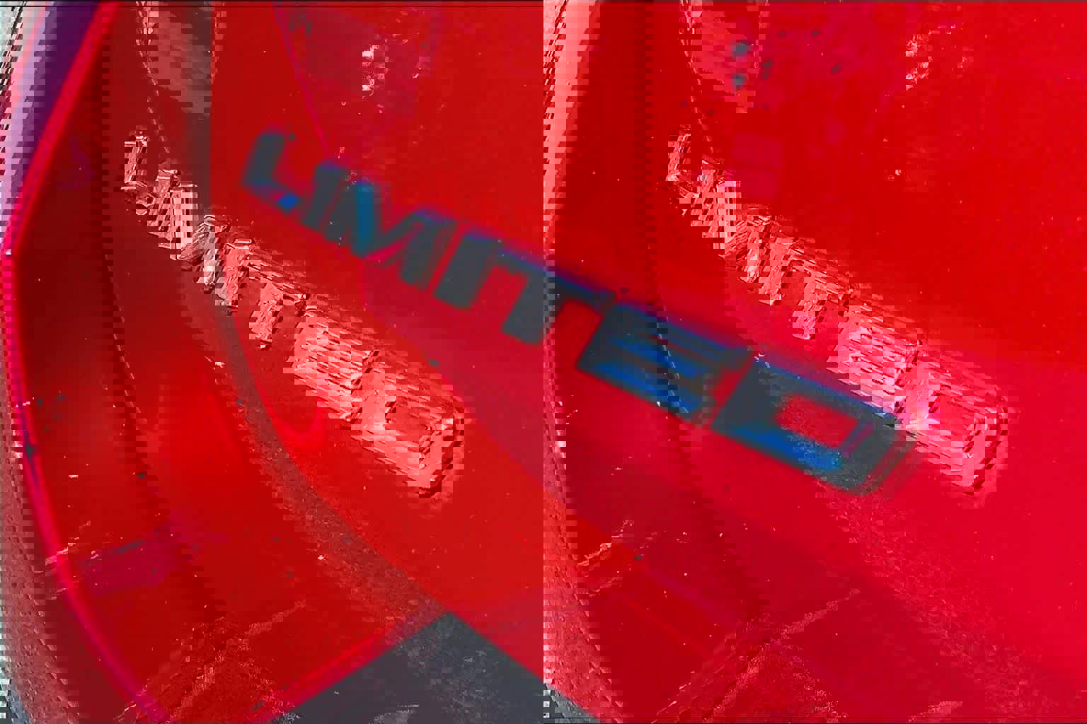 Certified 2022 Ford Explorer Limited w/ Equipment Group 301A image 9