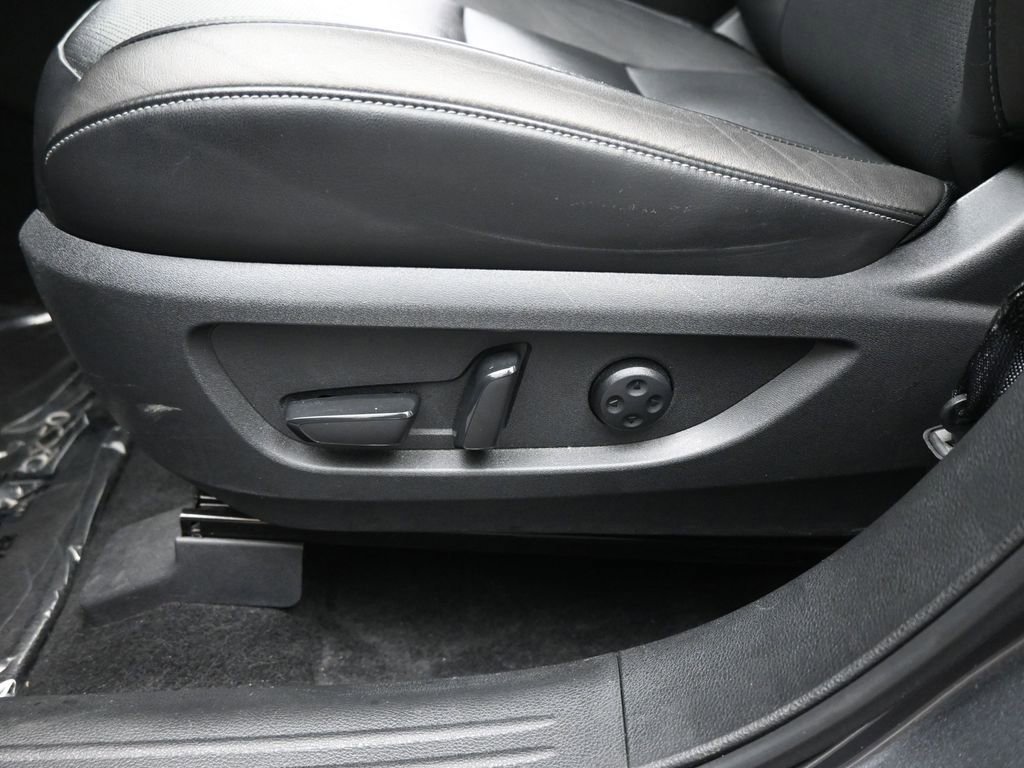 Used 2024 INFINITI QX50 Luxe image 11