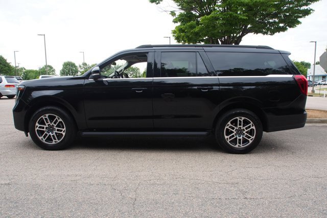 Certified 2025 Ford Expedition Max Active AWD/4WD image 4