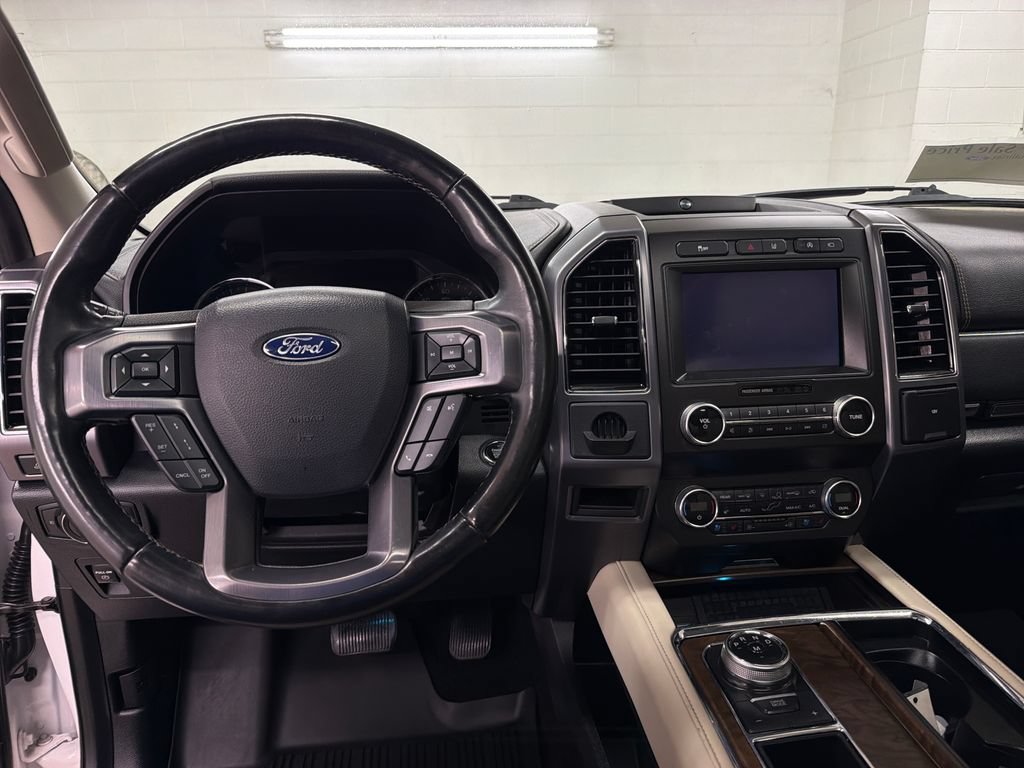 Certified 2019 Ford Expedition Platinum RWD image 9