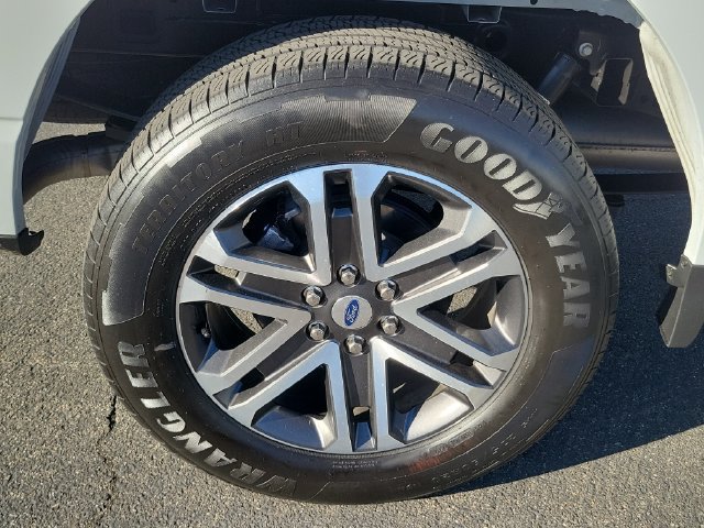 Certified 2023 Ford F150 XL w/ STX Appearance Package RWD image 5