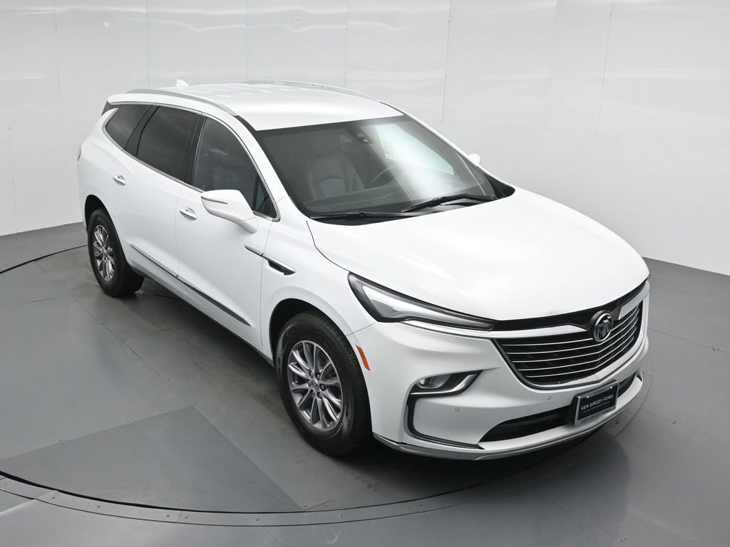 Used 2024 Buick Enclave Premium image 5