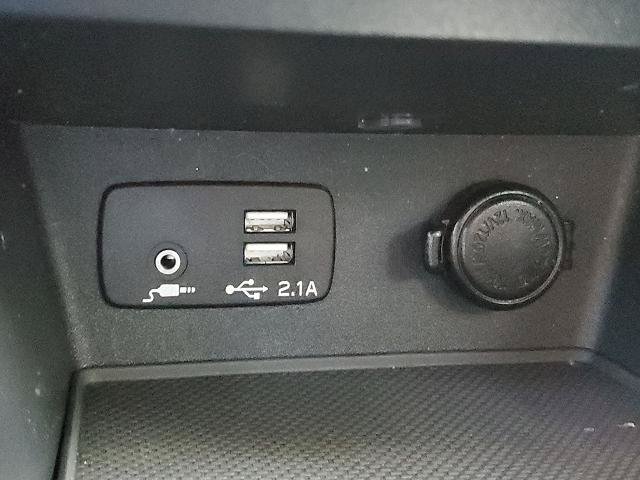 Used 2019 Subaru Forester Premium w/ All-Weather Package AWD/4WD image 23