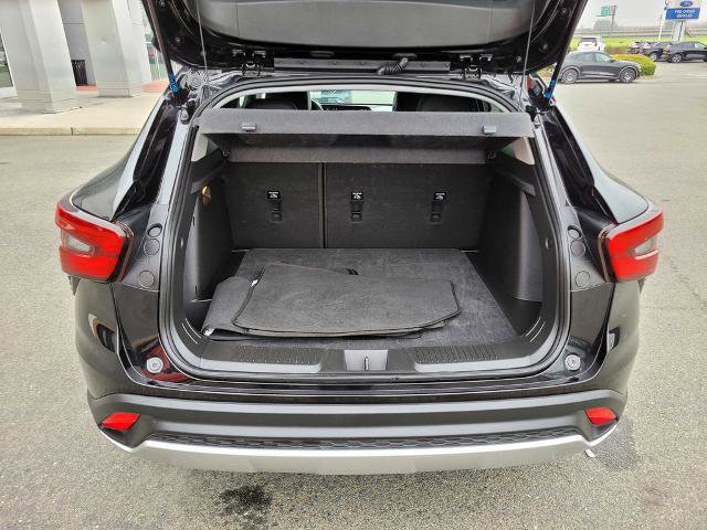 Used 2025 Chevrolet Trax LT w/ LT Convenience Package image 10