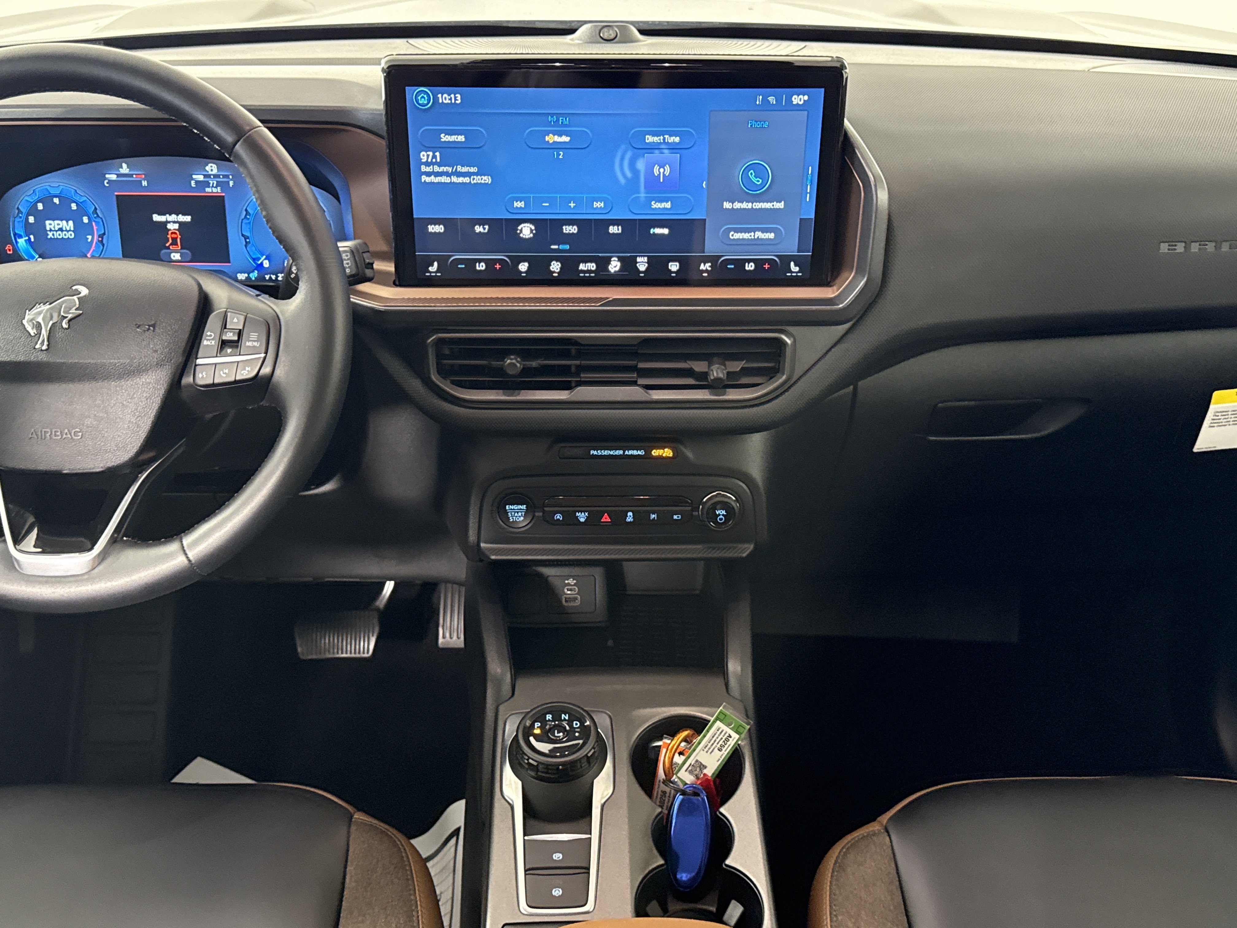 Certified 2025 Ford Bronco Sport Outer Banks w/ Outer Banks Tech Package+ AWD/4WD image 11