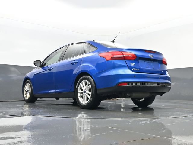 Certified 2018 Ford Focus SE w/ SE Winter Package FWD image 24