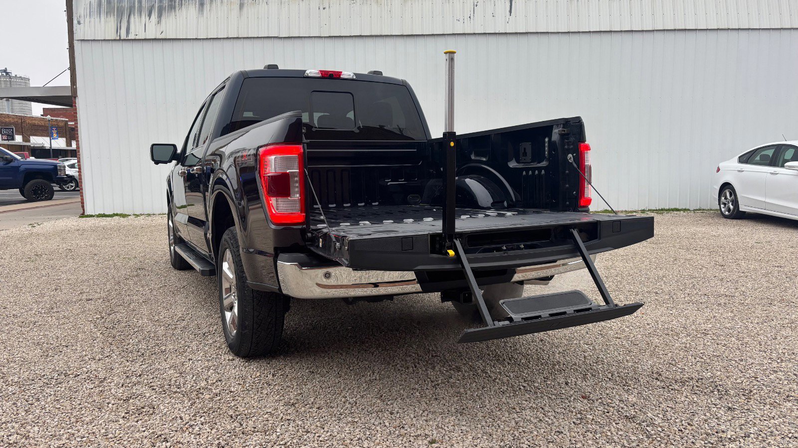 Certified 2022 Ford F150 Lariat image 3