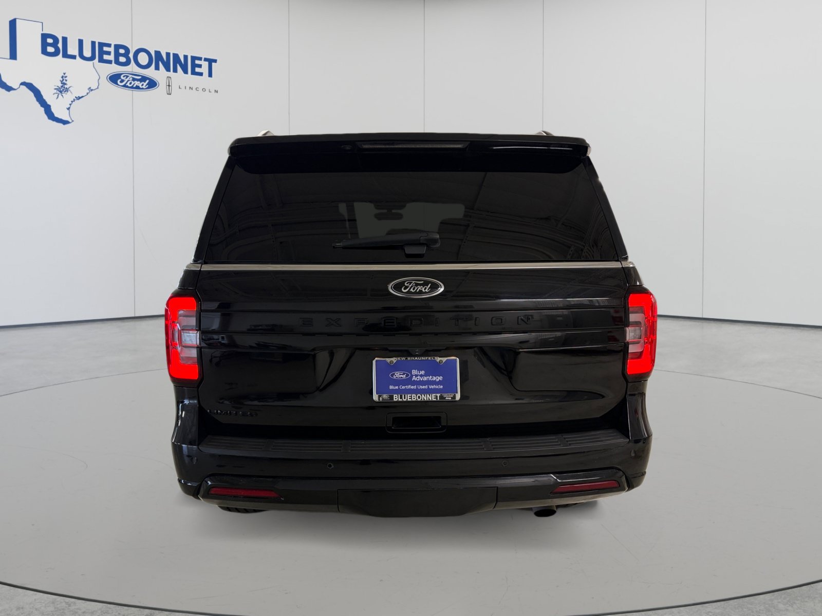 Certified 2023 Ford Expedition Limited RWD image 6