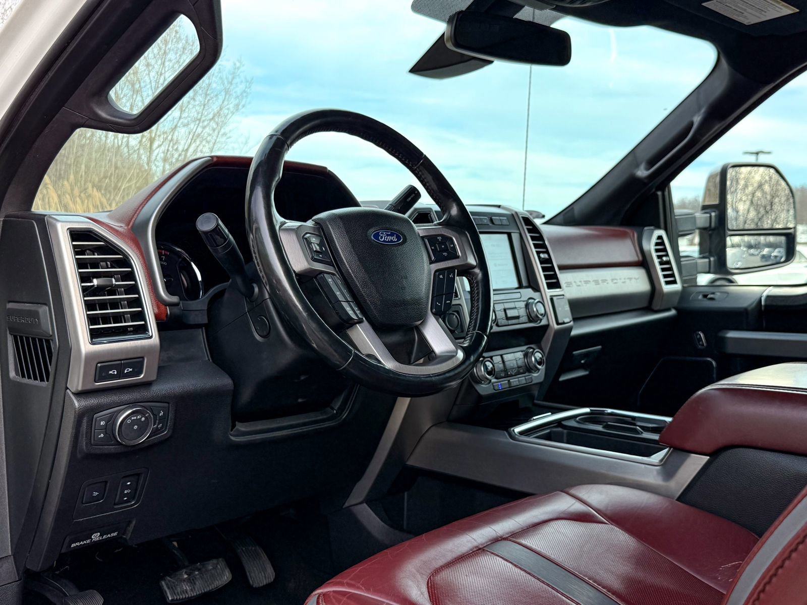 Certified 2019 Ford F250 Platinum w/ Platinum Ultimate Package image 16