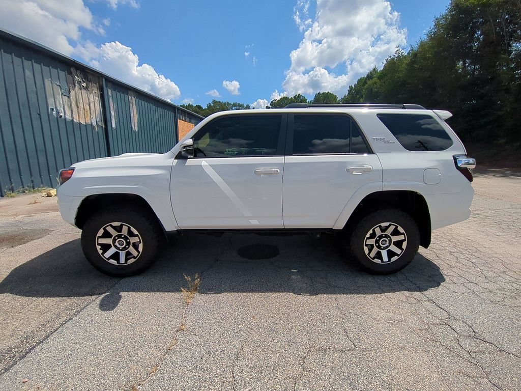 Used 2023 Toyota 4Runner TRD Off-Road Premium w/ Moonroof Package AWD/4WD image 10
