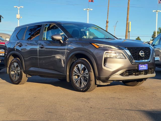 Used 2023 Nissan Rogue SV image 5