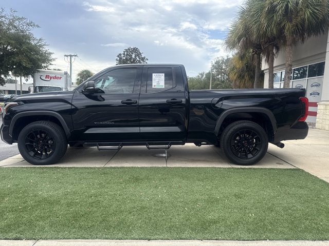 Used 2022 Toyota Tundra SR5 w/ SR5 Convenience Package RWD image 8
