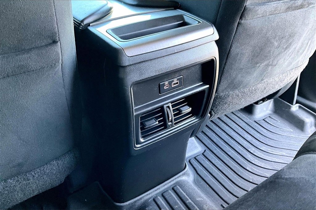 Used 2019 Nissan Murano S image 33