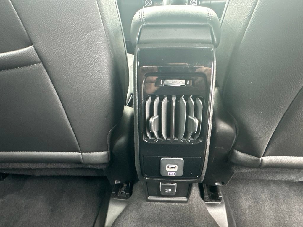 Used 2025 Jeep Compass Limited AWD/4WD image 34